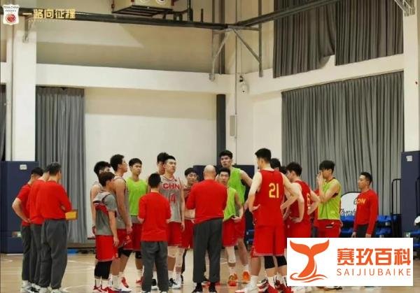 赵嘉义落选！中国男篮热身赛险胜替补阵容青岛男篮，今晚迎战蒙古