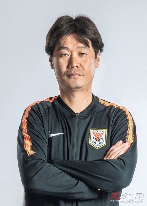 李霄鹏个人资料简介 韩端与李霄鹏事件怎么回事