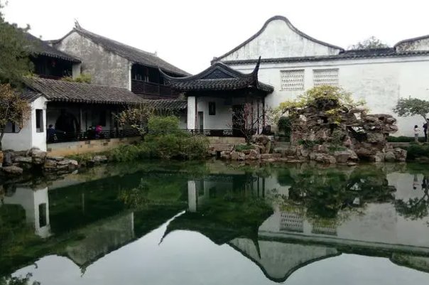 古代有名的藏头露尾诗