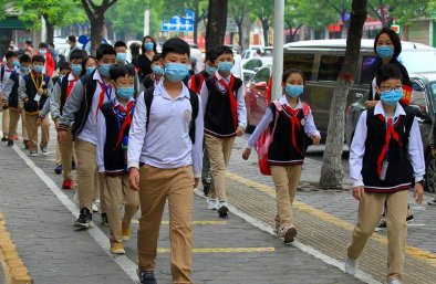 辛集本轮病例近半数是中小学生,你认为中小学生该做好哪些防疫措施?