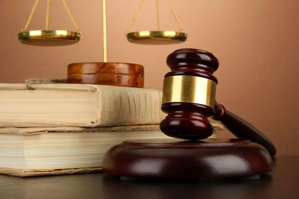 咸宁一小偷得知失主是癌症患者改口认罪,会因此减轻对他的处罚吗?
