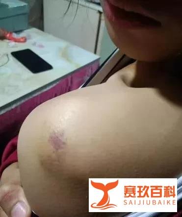 网传“余庆龙溪中学教师体罚学生” 校长、副校长、教师停职