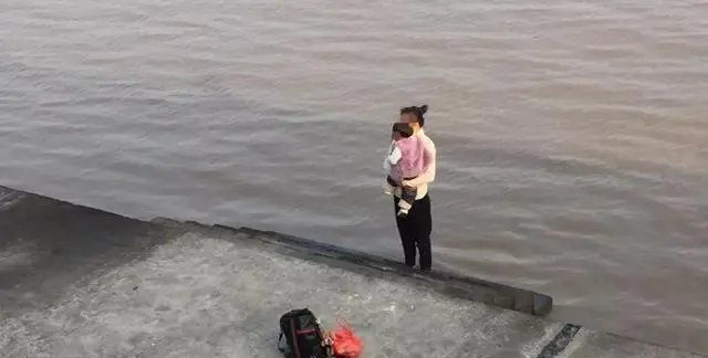 好身手！90后姑娘凌晨跳江救回轻生男，男子生前遭遇过什么？