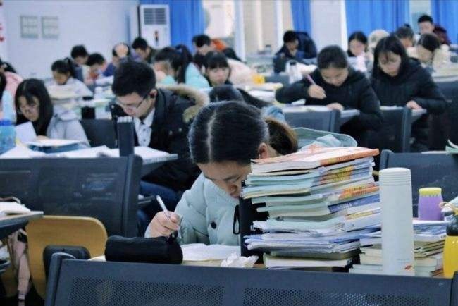 2022年英语四级考试什么时候报名？