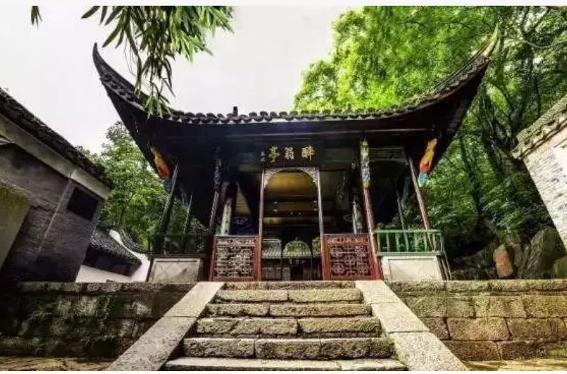 此场景发生在哪年的事情