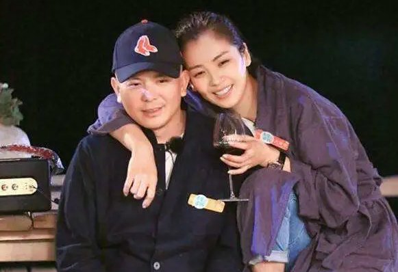刘涛为何会发文解释父亲去世一事？