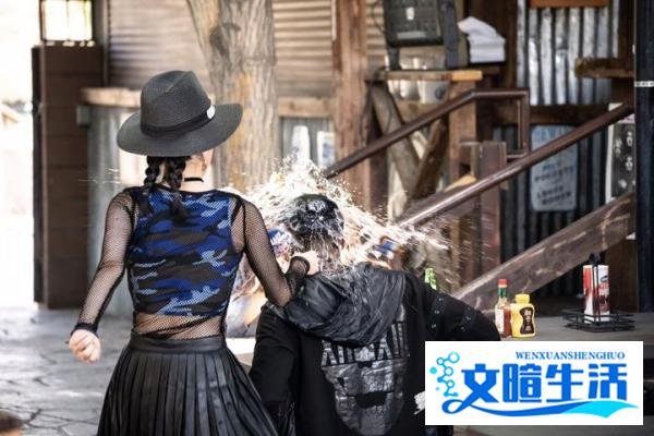 有人靠幸运闯关，有人以不幸取胜，看《七日生》的死与生