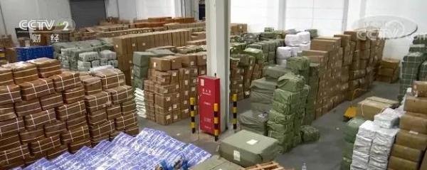 央视爆料:订单骤降,海外买家疯狂甩单,工厂库存严重积压!有仓库堆超6000平货物…