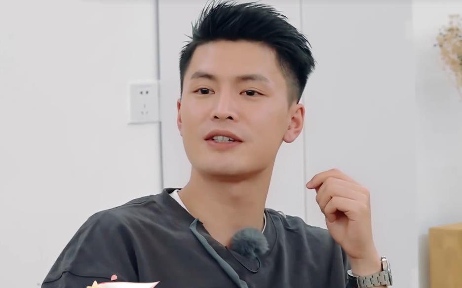 宁桓宇、周安琴宣布离婚，结婚一年半儿子未满一岁，两人离婚是否早有端倪？