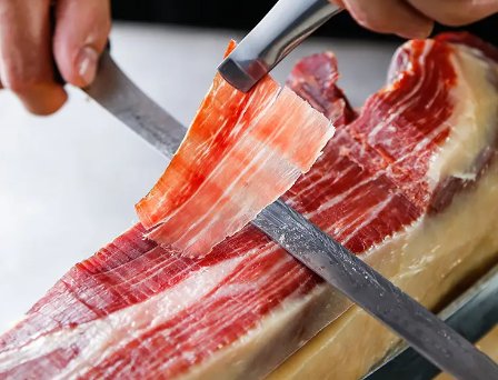 腌猪肉火腿放盐的比例是多少?具体的制作过程是什么?