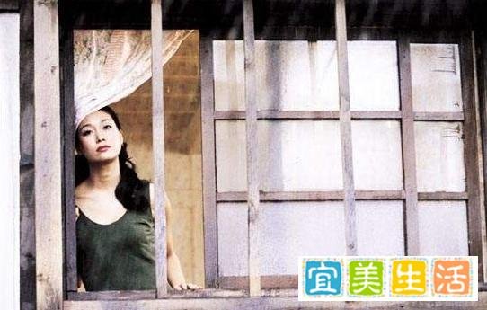 韩国电影《夏日时光》深度赏析:欲望与救赎的情感交织